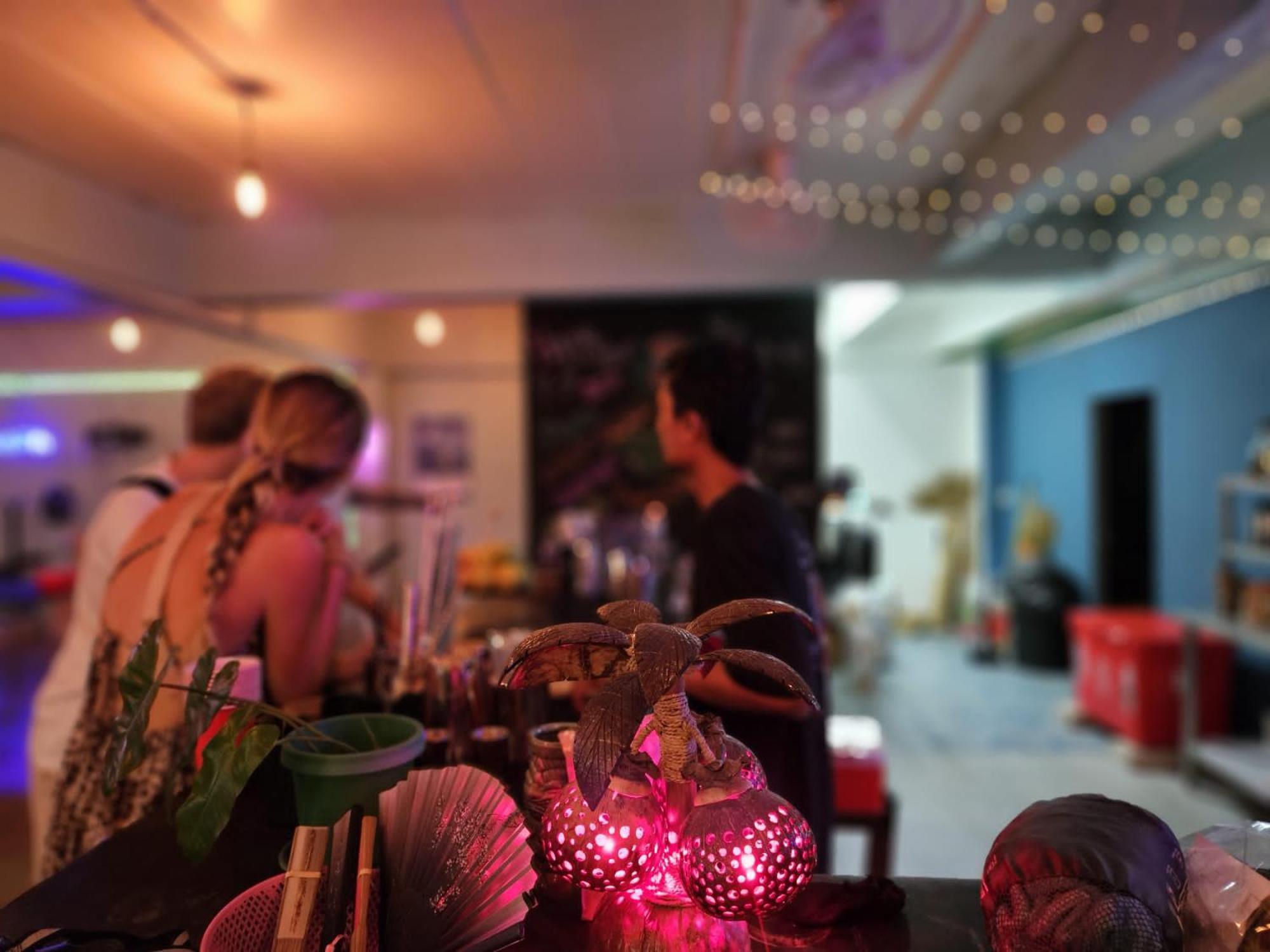 Tiki Tribe Bar & Hostel Ко Тао Екстериор снимка