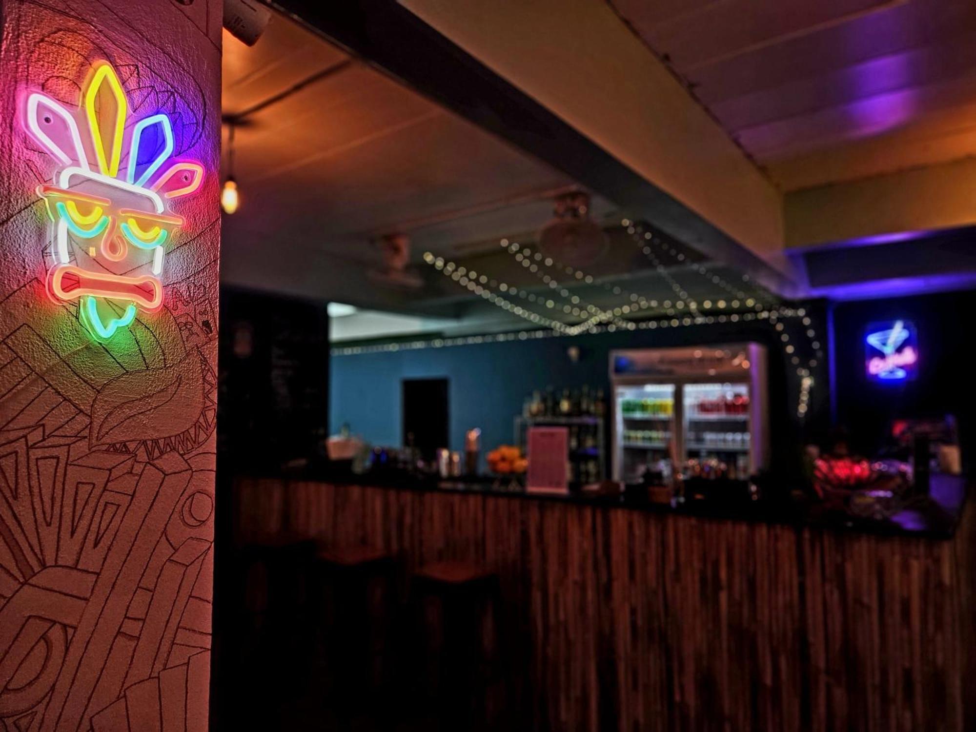 Tiki Tribe Bar & Hostel Ко Тао Екстериор снимка