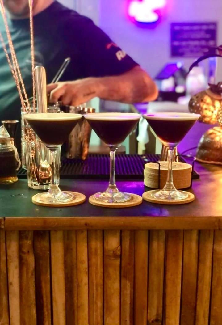 Tiki Tribe Bar & Hostel Ко Тао Екстериор снимка