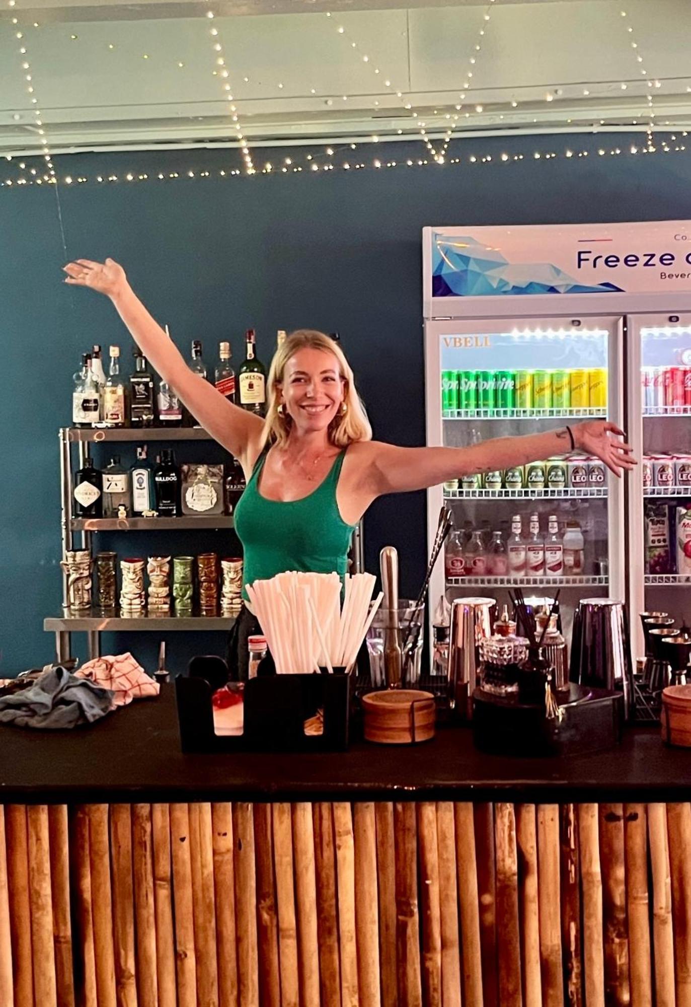Tiki Tribe Bar & Hostel Ко Тао Екстериор снимка